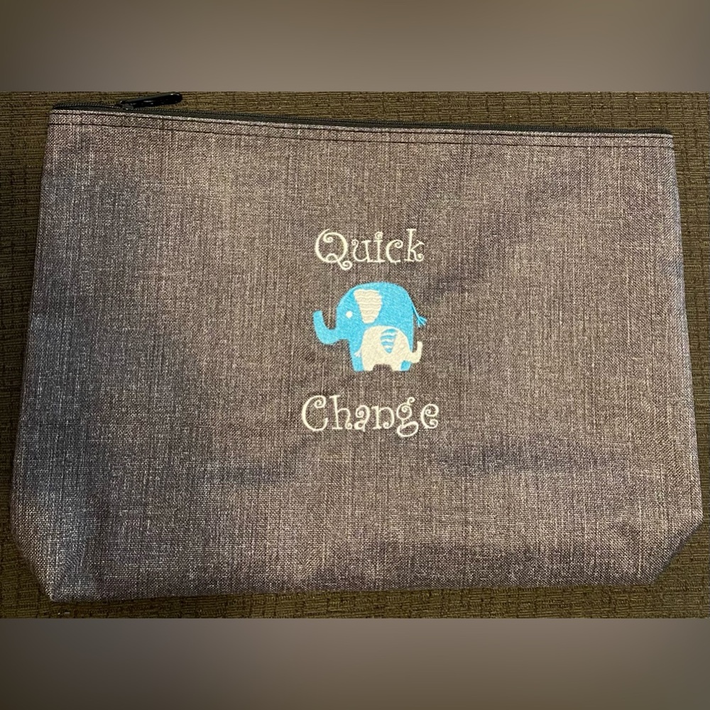 Thirty-One Quick Change Zipper Pouch